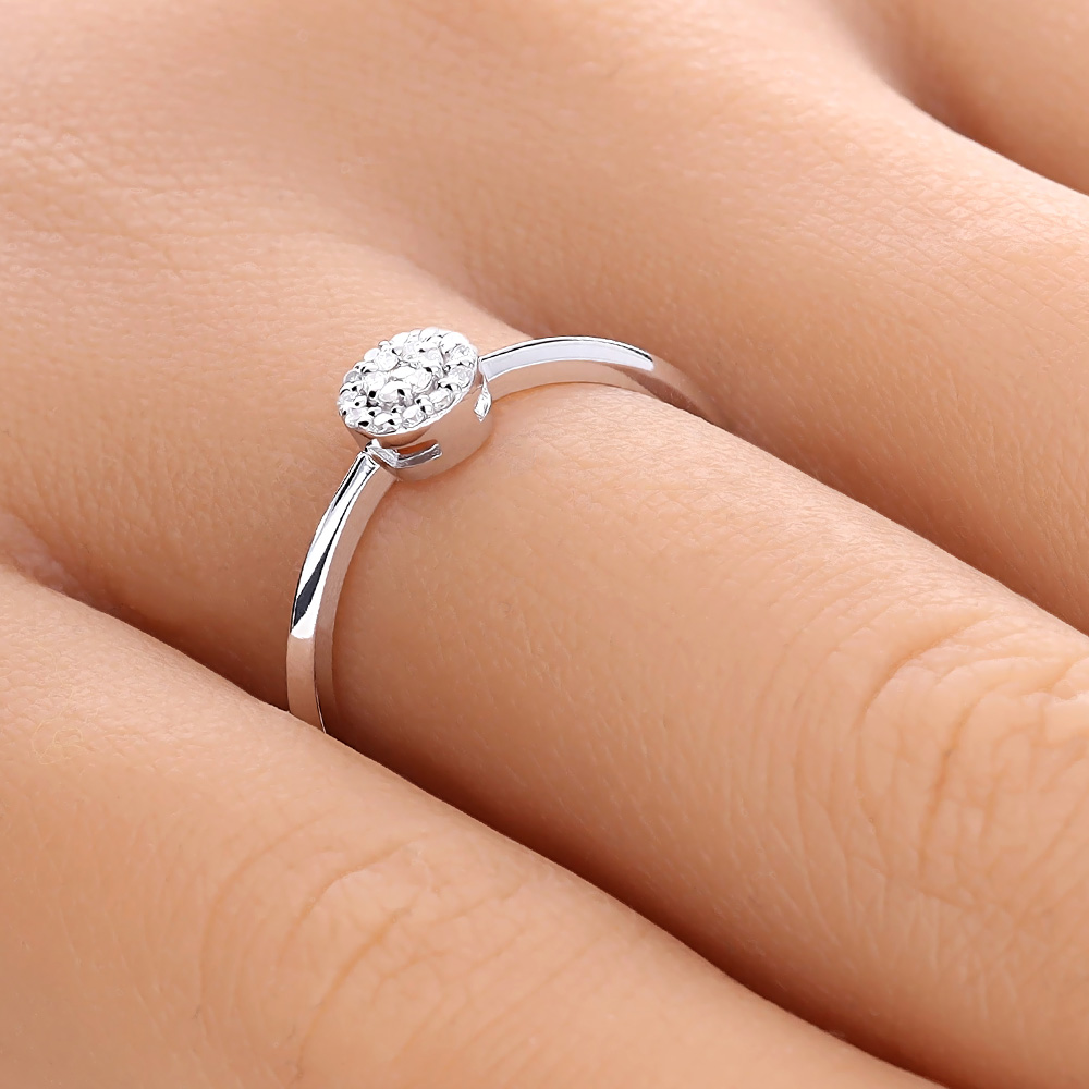 ADL027-hand-web-zoom